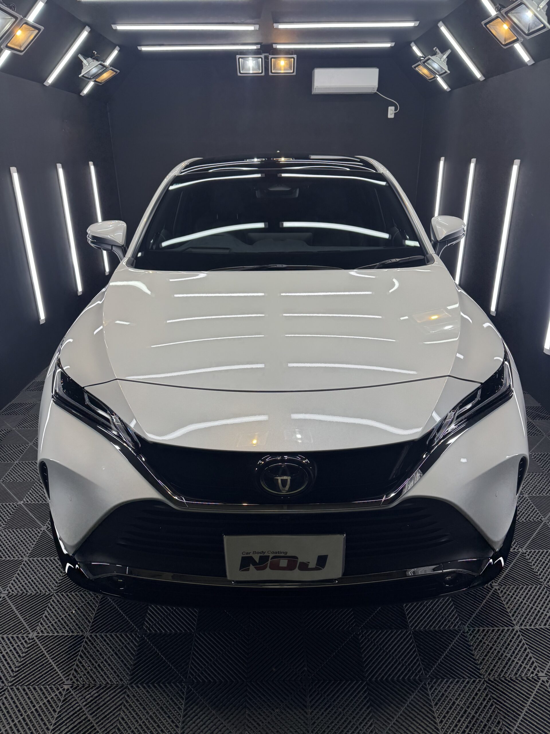 トヨタ ハリアー セラミックコーティング施工