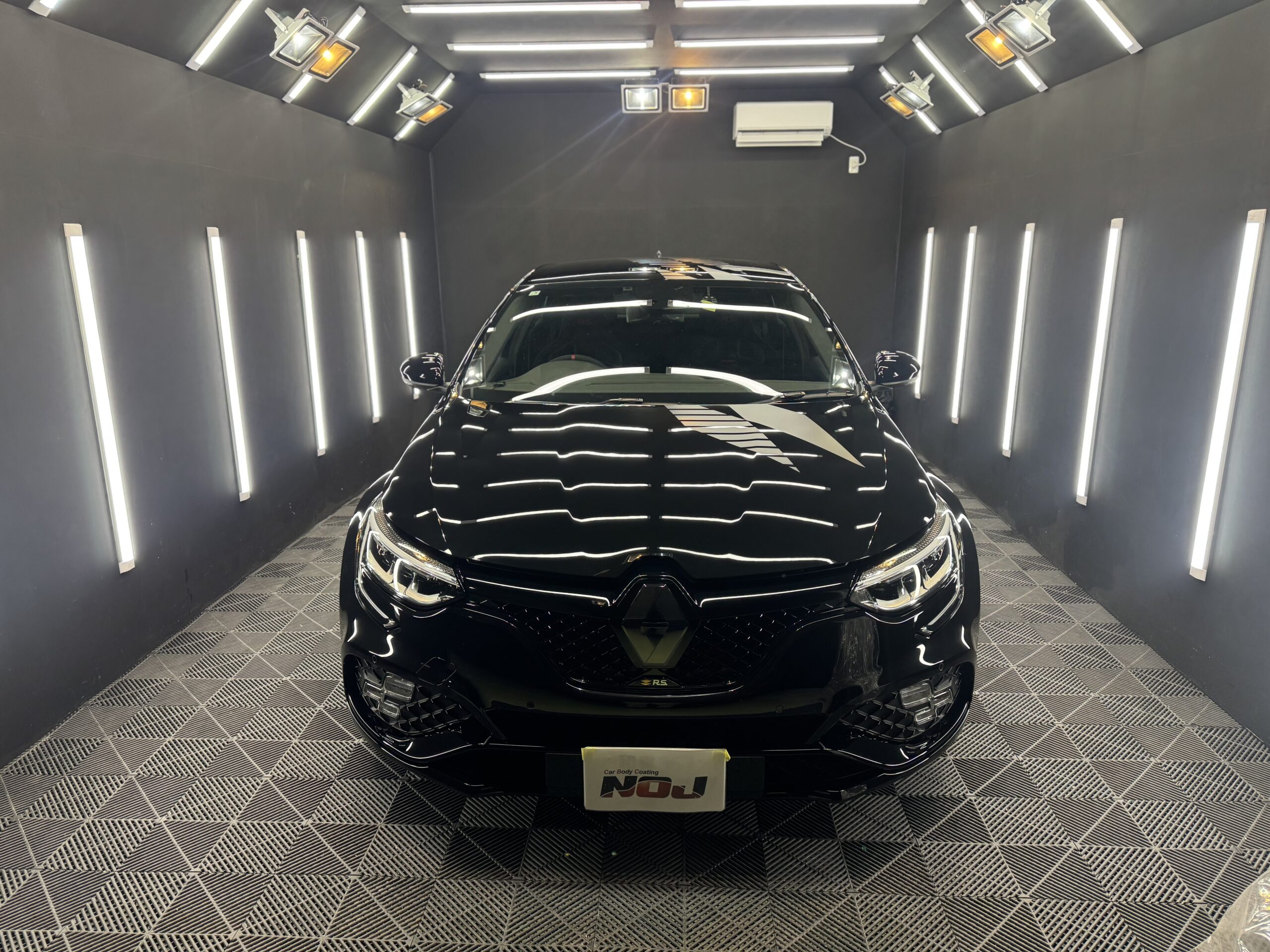 ルノー メガーヌRS ロイヤルコーティング施工